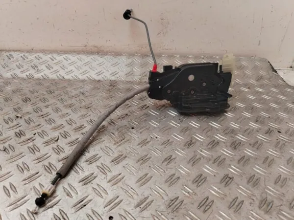 CERRADURA PUERTA TRASERA IZQUIERDA 126985