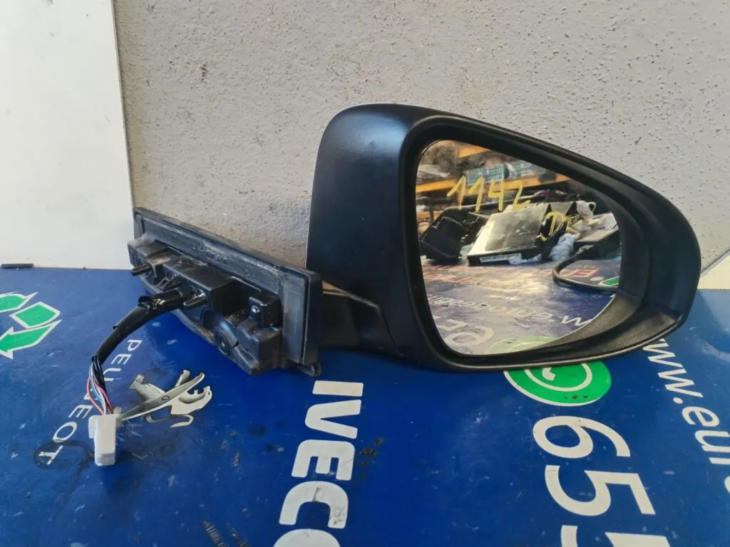 RETROVISOR DERECHO 126368