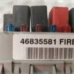 CAJA RELES / FUSIBLES 127054