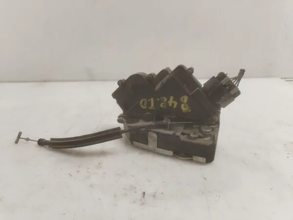 CERRADURA PUERTA TRASERA DERECHA 125806