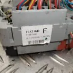 CAJA RELES / FUSIBLES 126921