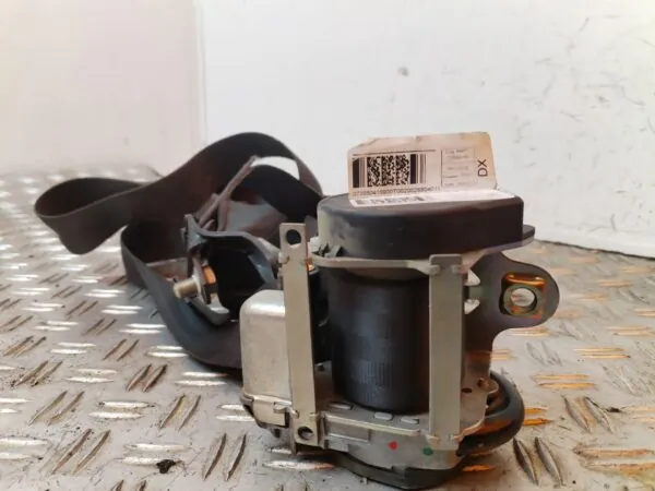 CINTURON SEGURIDAD DELANTERO DERECHO 127043