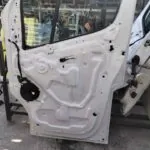 PUERTA DELANTERA DERECHA 124680