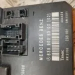 CAJA RELES / FUSIBLES 126658
