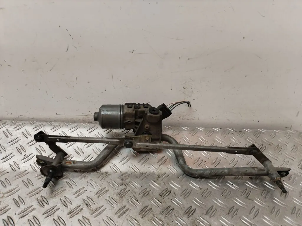 MOTOR LIMPIA DELANTERO 126888