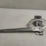 ELEVALUNAS DELANTERO DERECHO 124393