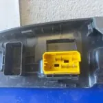 MANDO ELEVALUNAS DELANTERO DERECHO 126357
