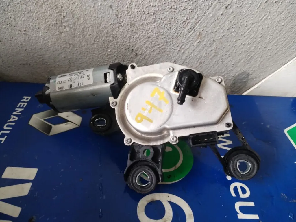 MOTOR LIMPIA TRASERO 126508
