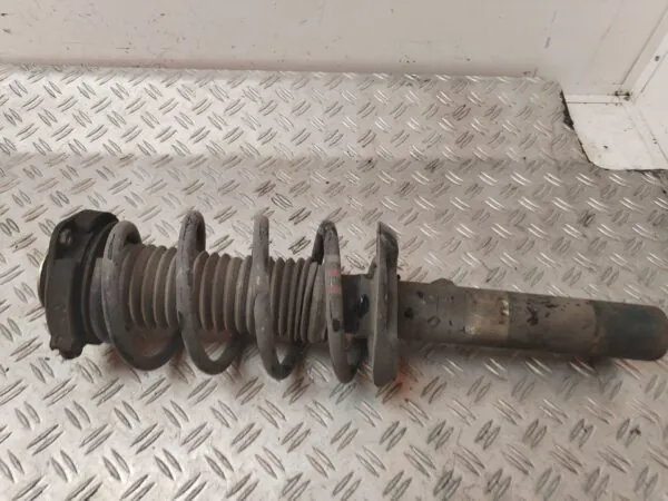 AMORTIGUADOR DELANTERO IZQUIERDO 126606