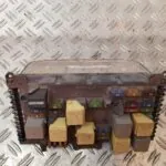 CAJA RELES / FUSIBLES 126658