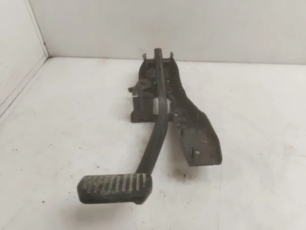 PEDAL FRENO 125807