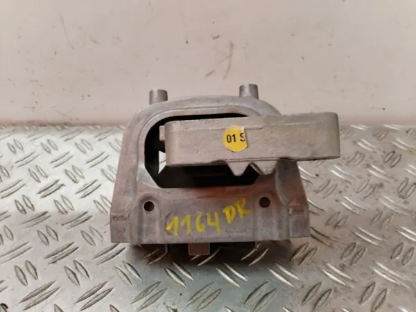 SOPORTE MOTOR DERECHO 127132