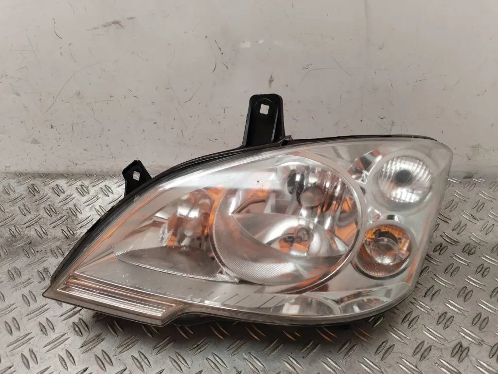 FARO IZQUIERDO 128100