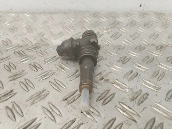 INYECTOR 127777