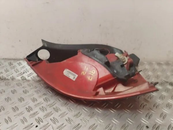 PILOTO TRASERO IZQUIERDO 128903