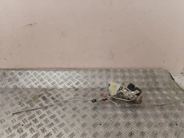 CERRADURA PUERTA DELANTERA IZQUIERDA 127353