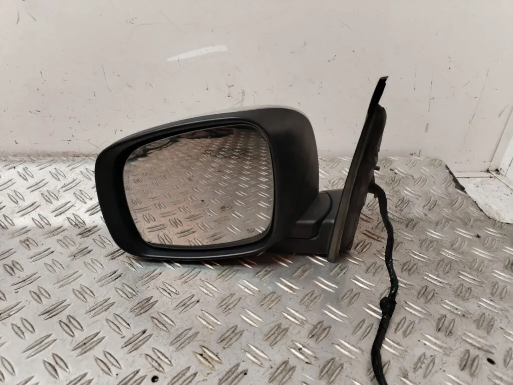 RETROVISOR IZQUIERDO 127372