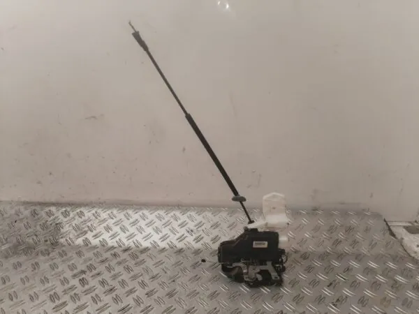 CERRADURA PUERTA DELANTERA DERECHA 128199