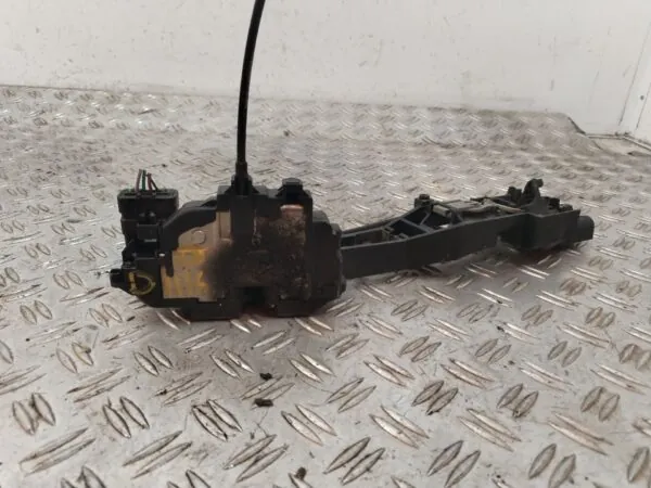 CERRADURA PUERTA DELANTERA DERECHA 129034