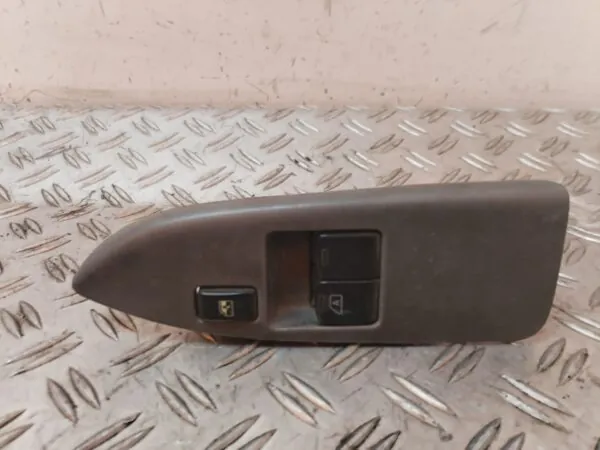 MANDO ELEVALUNAS DELANTERO IZQUIERDO 128562