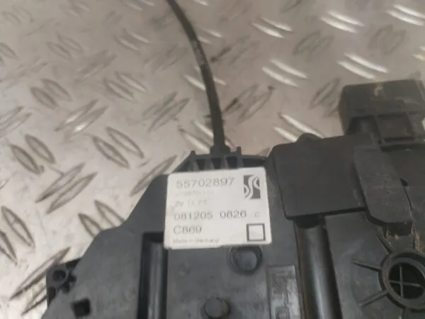 CERRADURA PUERTA DELANTERA IZQUIERDA 128197