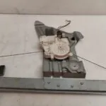 ELEVALUNAS DELANTERO DERECHO 125375