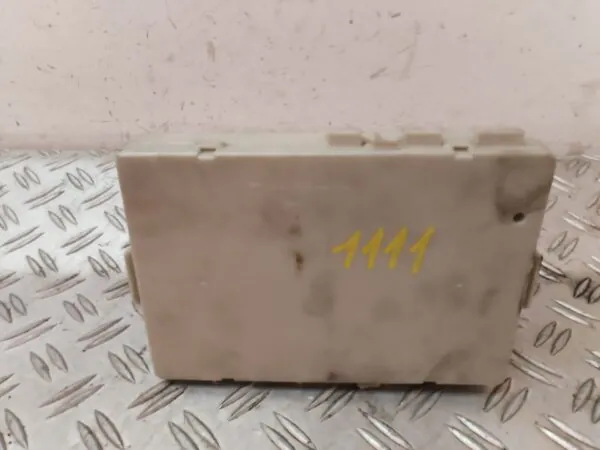CAJA RELES / FUSIBLES 128731