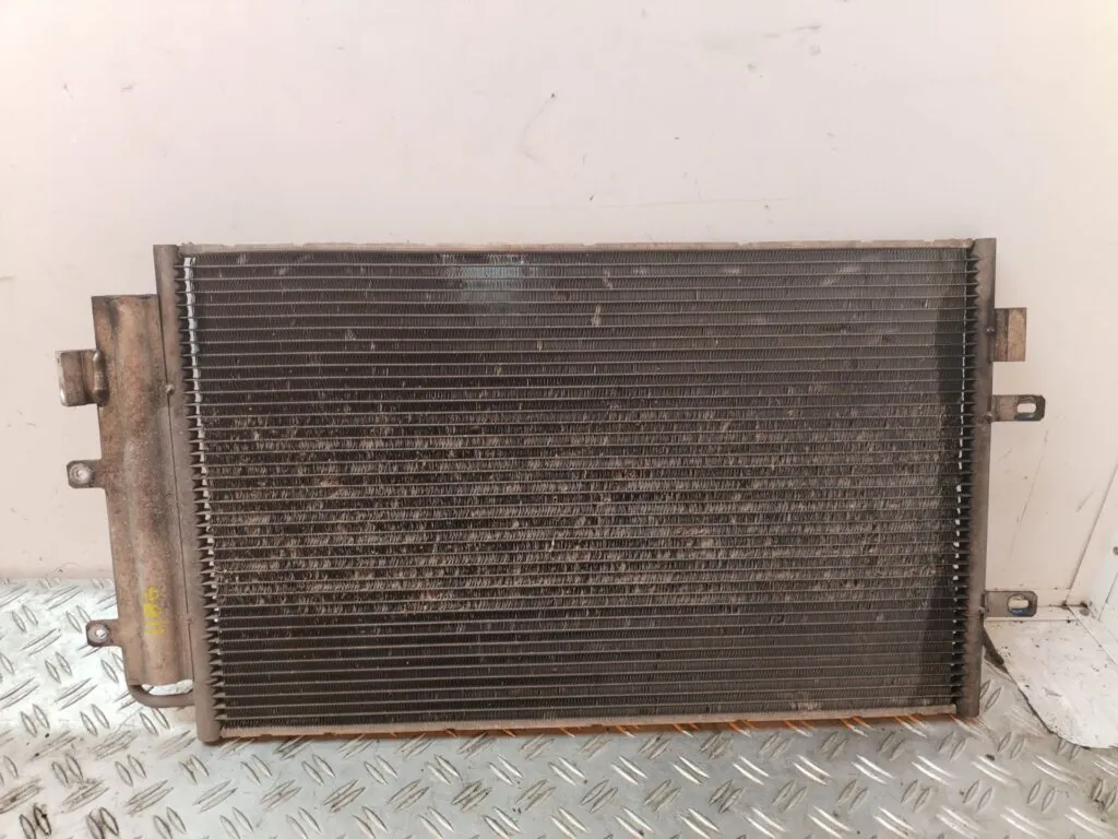 CONDENSADOR / RADIADOR AIRE ACONDICIONADO 127332