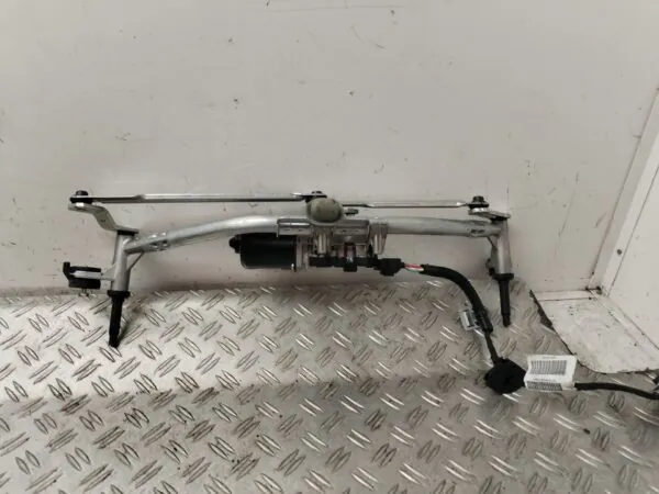 MOTOR LIMPIA DELANTERO 127444