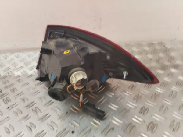 PILOTO TRASERO IZQUIERDO 127351
