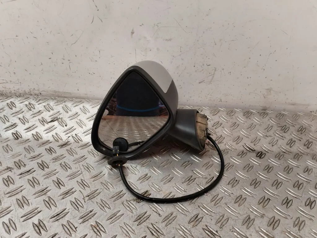 RETROVISOR IZQUIERDO 128853