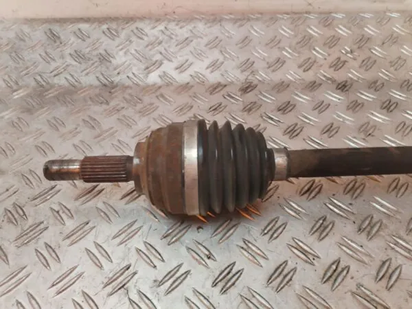 TRANSMISION DELANTERA IZQUIERDA 127856