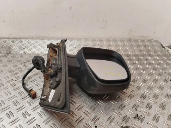 RETROVISOR IZQUIERDO 128102