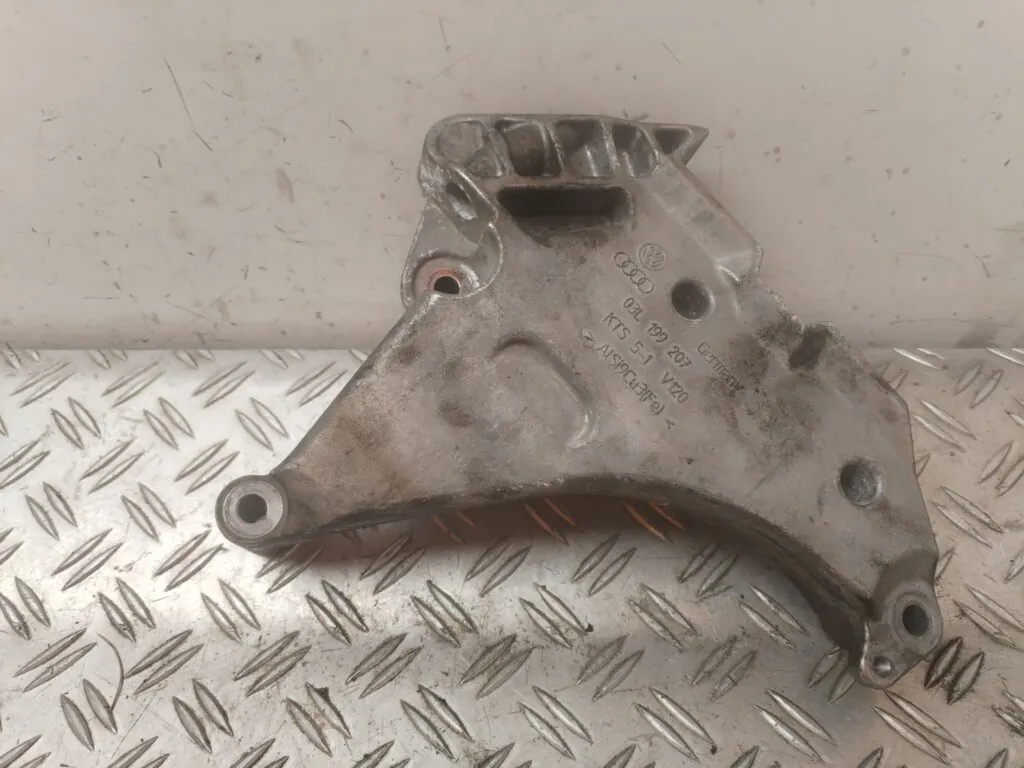SOPORTE MOTOR 128773