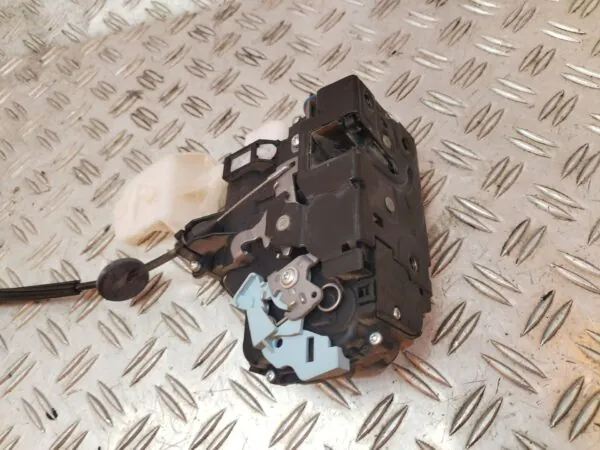 CERRADURA PUERTA DELANTERA IZQUIERDA 127845