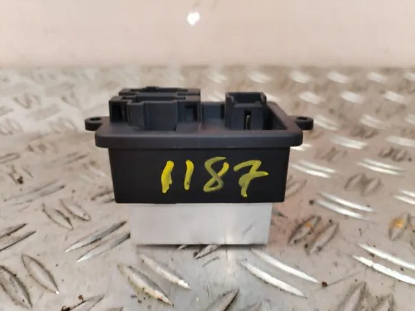 RESISTENCIA CALEFACCION 127400