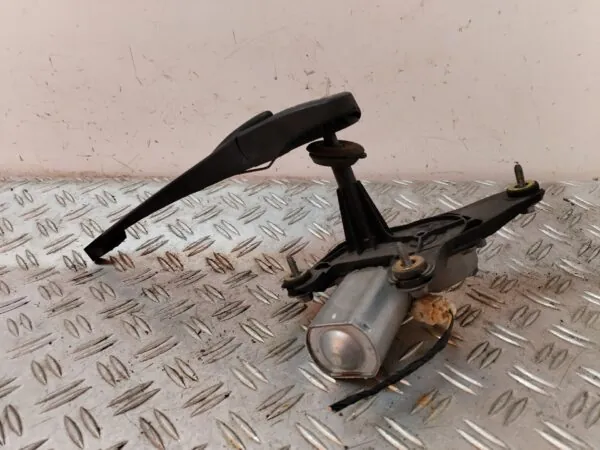 MOTOR LIMPIA TRASERO 127383