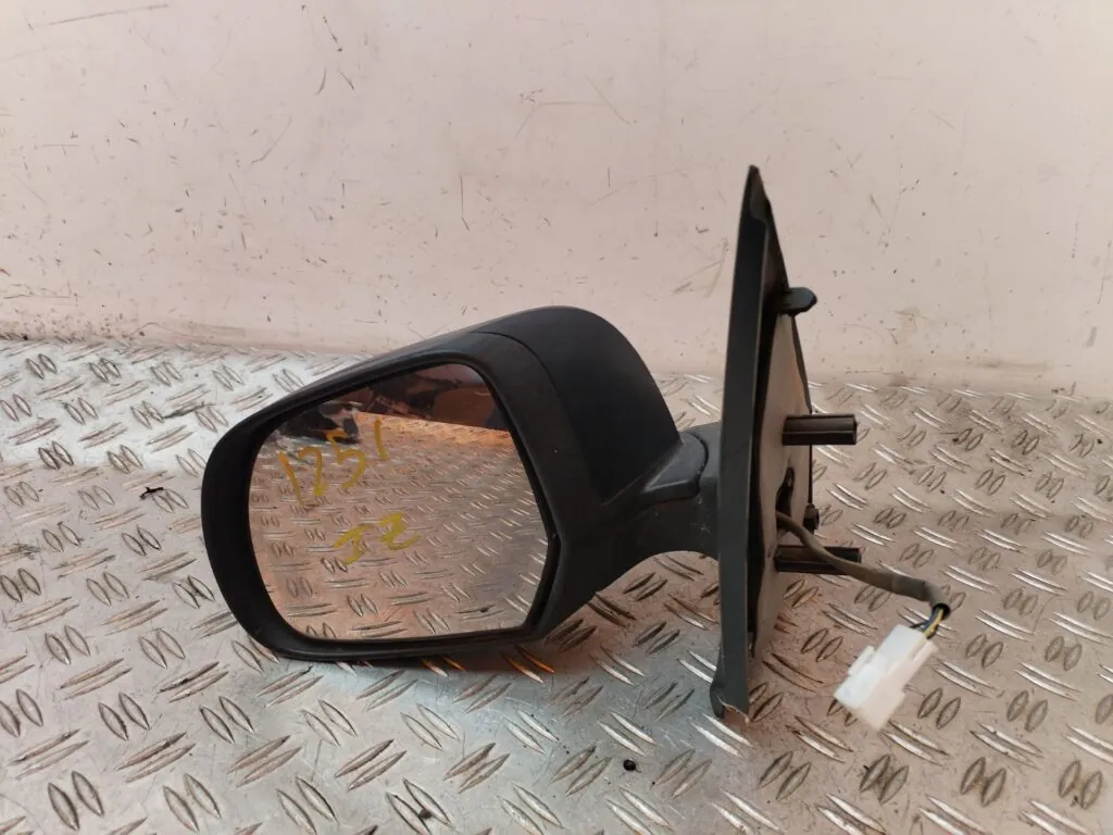 RETROVISOR IZQUIERDO 129085