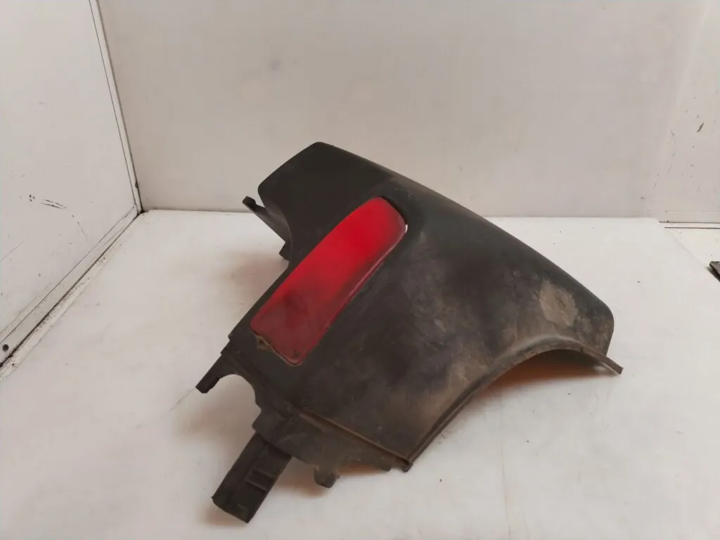 PILOTO TRASERO DERECHO PARAGOLPES 125374