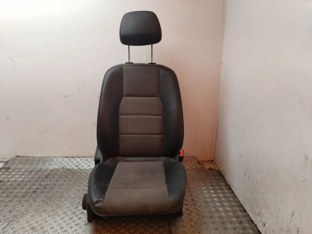 ASIENTO DELANTERO DERECHO 129135