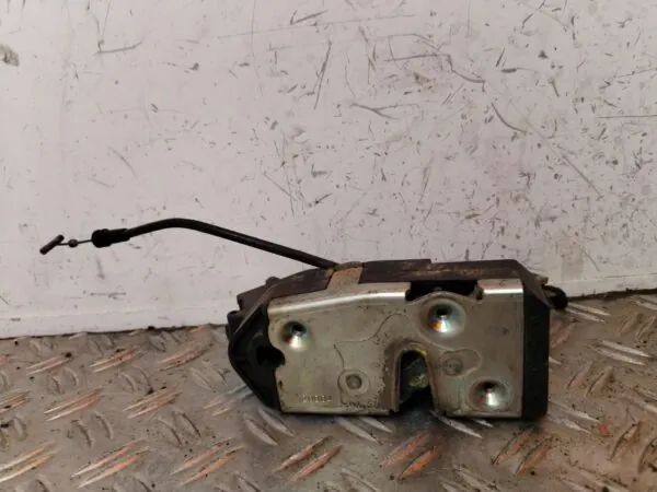 CERRADURA PUERTA DELANTERA DERECHA 127652