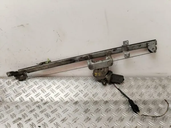 ELEVALUNAS DELANTERO IZQUIERDO 127896