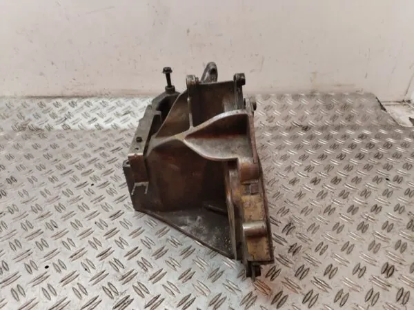 SOPORTE ALTERNADOR 128787