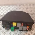 CAJA RELES / FUSIBLES 128412