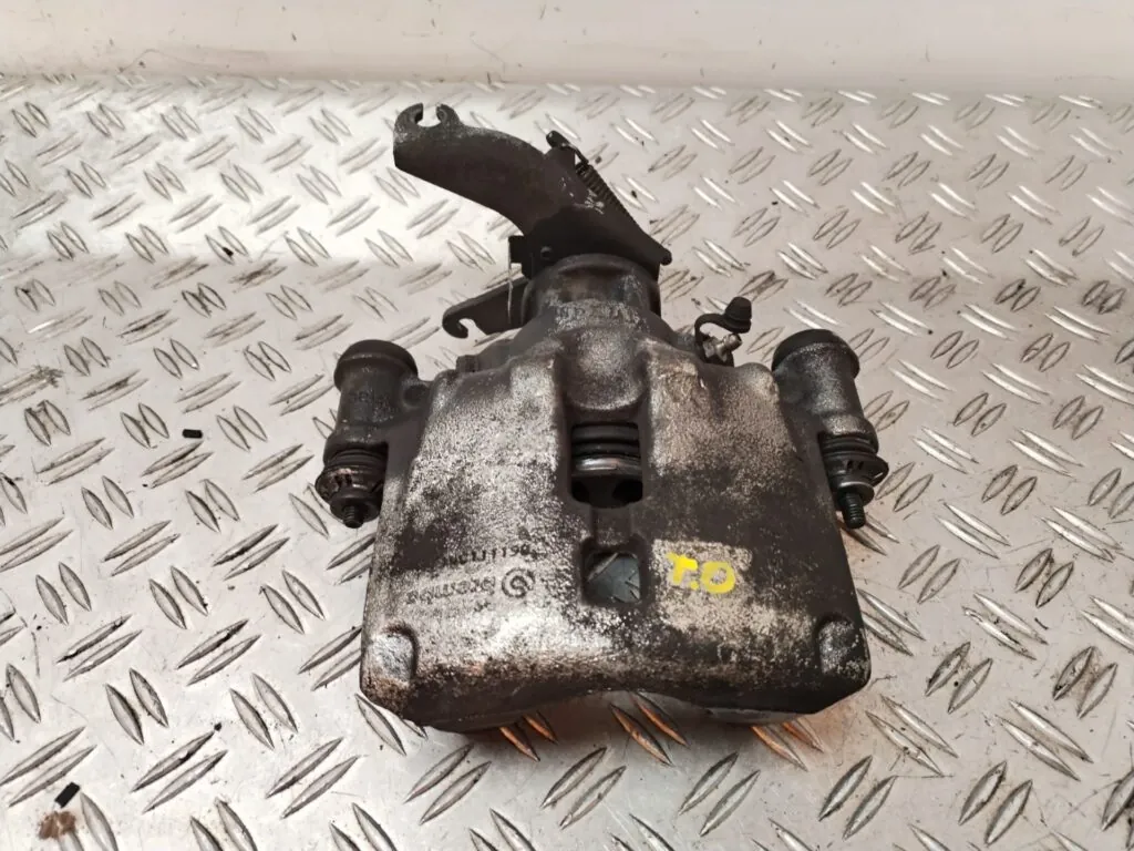 PINZA DE FRENO TRASERA DERECHA 127910