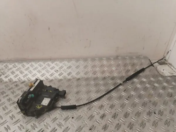 CERRADURA PUERTA DELANTERA DERECHA 128205