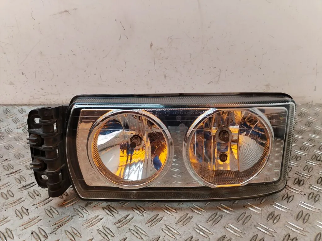 FARO IZQUIERDO 128467