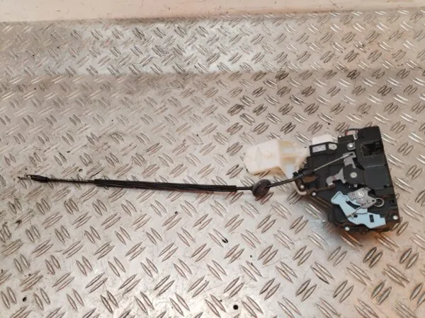 CERRADURA PUERTA DELANTERA IZQUIERDA 127845
