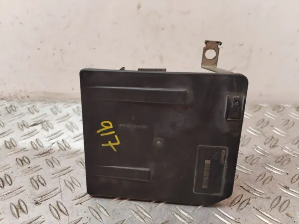 CAJA RELES / FUSIBLES 128913