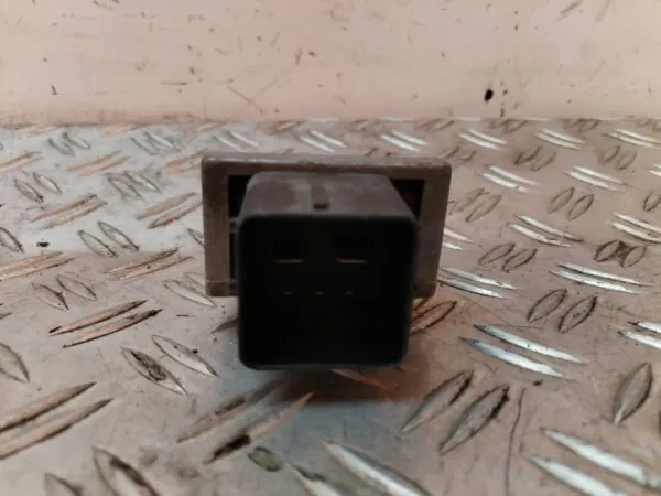 CAJA PRECALENTAMIENTO 127703